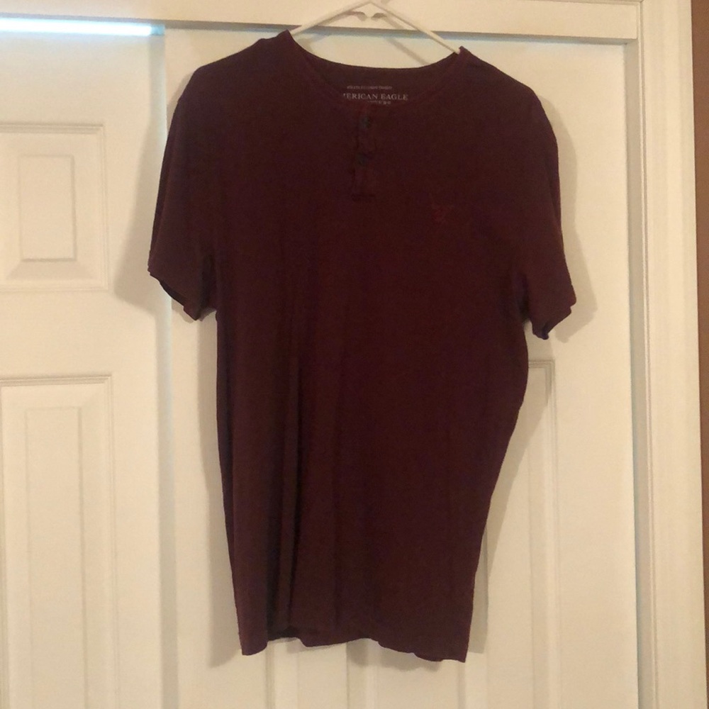 Maroon American Eagle T-Shirt